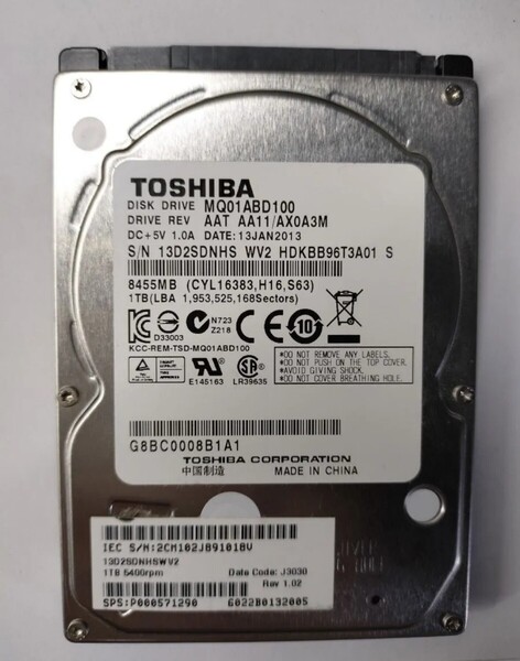 ★送料無料★TOSHIBA 1TB 2.5 SATA HDD 正常品 Y53