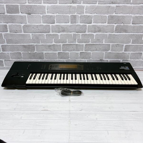 KORG / 01 W FD Music Workstation 61Keys