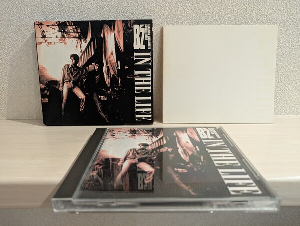 初回限定盤 B'Z IN THE LIFE CD 稲葉浩志 松本孝弘 ビーズ ALONE アローン もう一度キスしたかった TONIGHT 送料無料