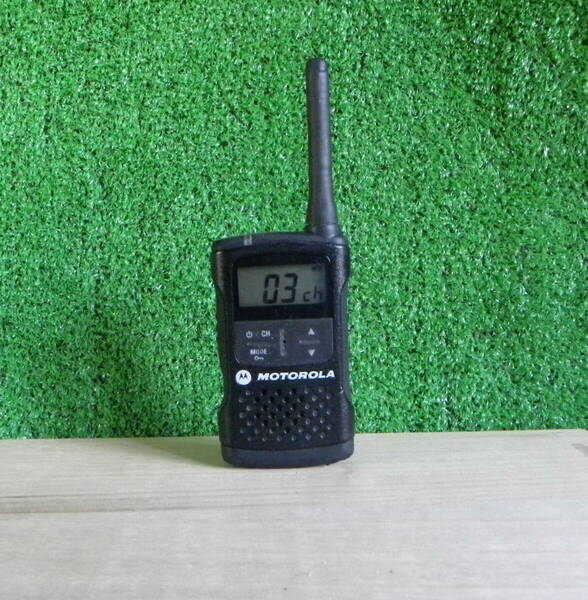 MOTOROLA CL08 特定小電力携帯無線機 47CH 乾電池仕様 g10a3
