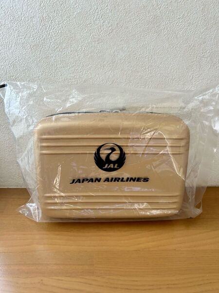 【送料無料】JAL ファーストクラス アメニティ ゼロハリバートン ゴールド ハードケース 未開封