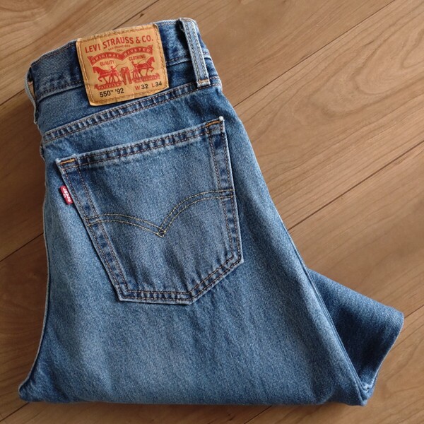 Levi's 550 92デニムパンツ/ジーンズ/RELAXED FIT/古着/実寸W32L30【L4532】