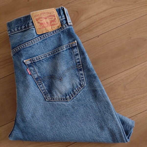 Levi's 550ジーンズ/RELAXED/20年製/古着/実寸W35L30【L4654】