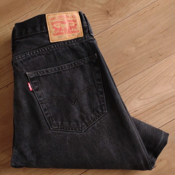 Levi's 505ブラックデニム/REGULAR/17年製/古着/W34L30【L4656】