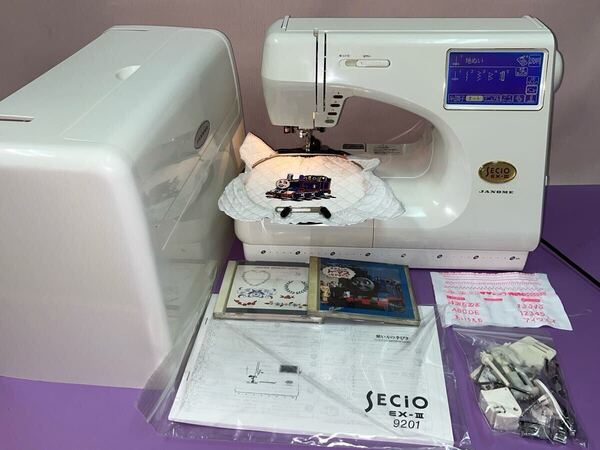 ☆整備済☆大型刺しゅう☆高機能・高性能☆日本製☆美品☆JANOME ジャノメ セシオEX3