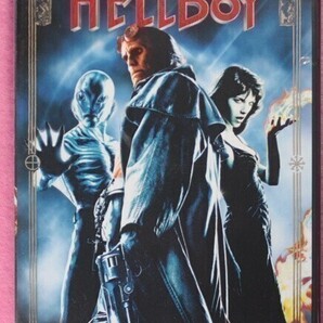 返品可 追跡有 正規品 2枚組 US版 海外版 リージョン1 ヘルボーイ HELLBOY 2 DISC SPECIAL EDITION 043396013179 小冊子 付録