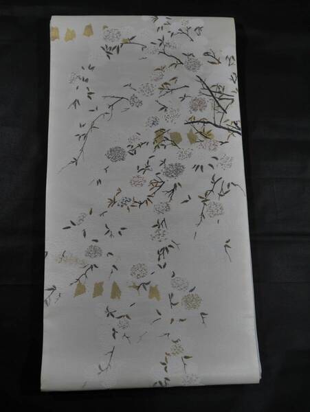 未仕立て新品 西陣織最高級袋帯 浅山織物 真珠本金箔唐織 花遊 小てまり 白地 正絹 お仕立て代込み 送料無料