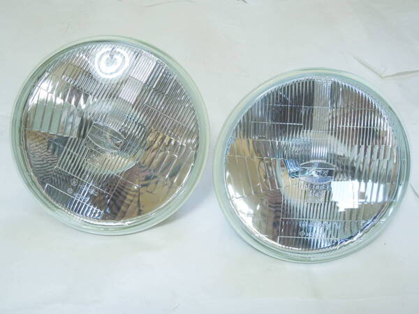 三菱ジープ用ハロゲンヘッドライト左右2個セット(社外KOITO新品)12V H4 60/55W ガソリン車用(J56,57,58,J37,J26他)