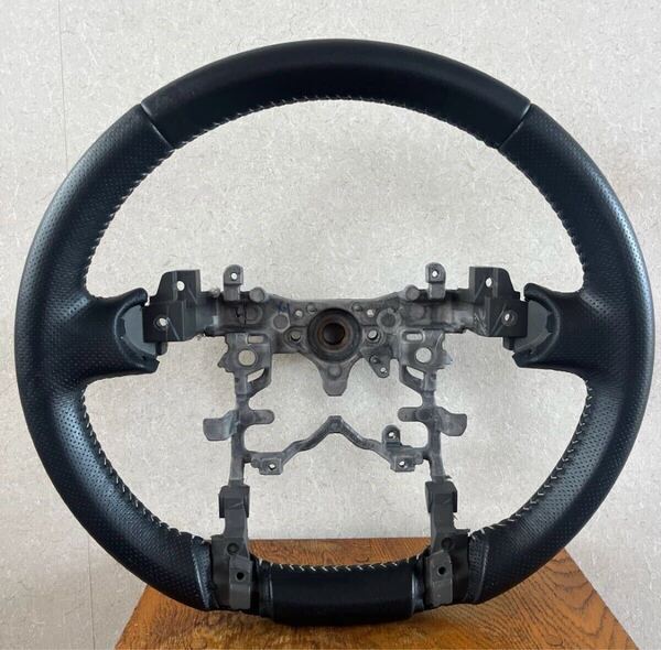 【美品】トヨタ プリウス G's ZVW30 ZVW40 アクア NHP10 純正 レザー ステアリング