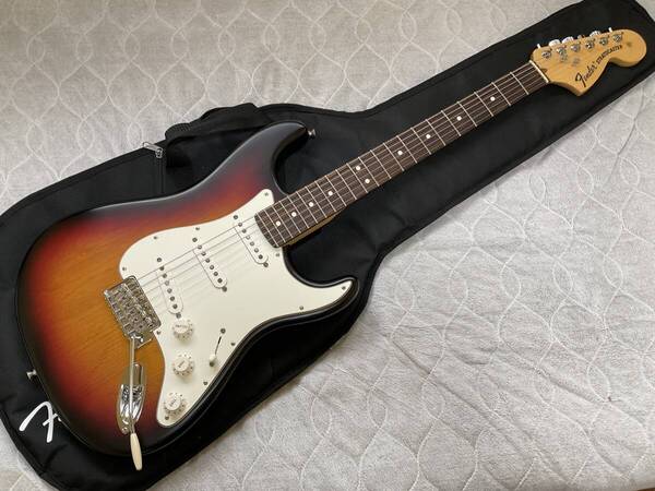 Fender USA Highway One Stratocaster Upgrade 2010 美品
