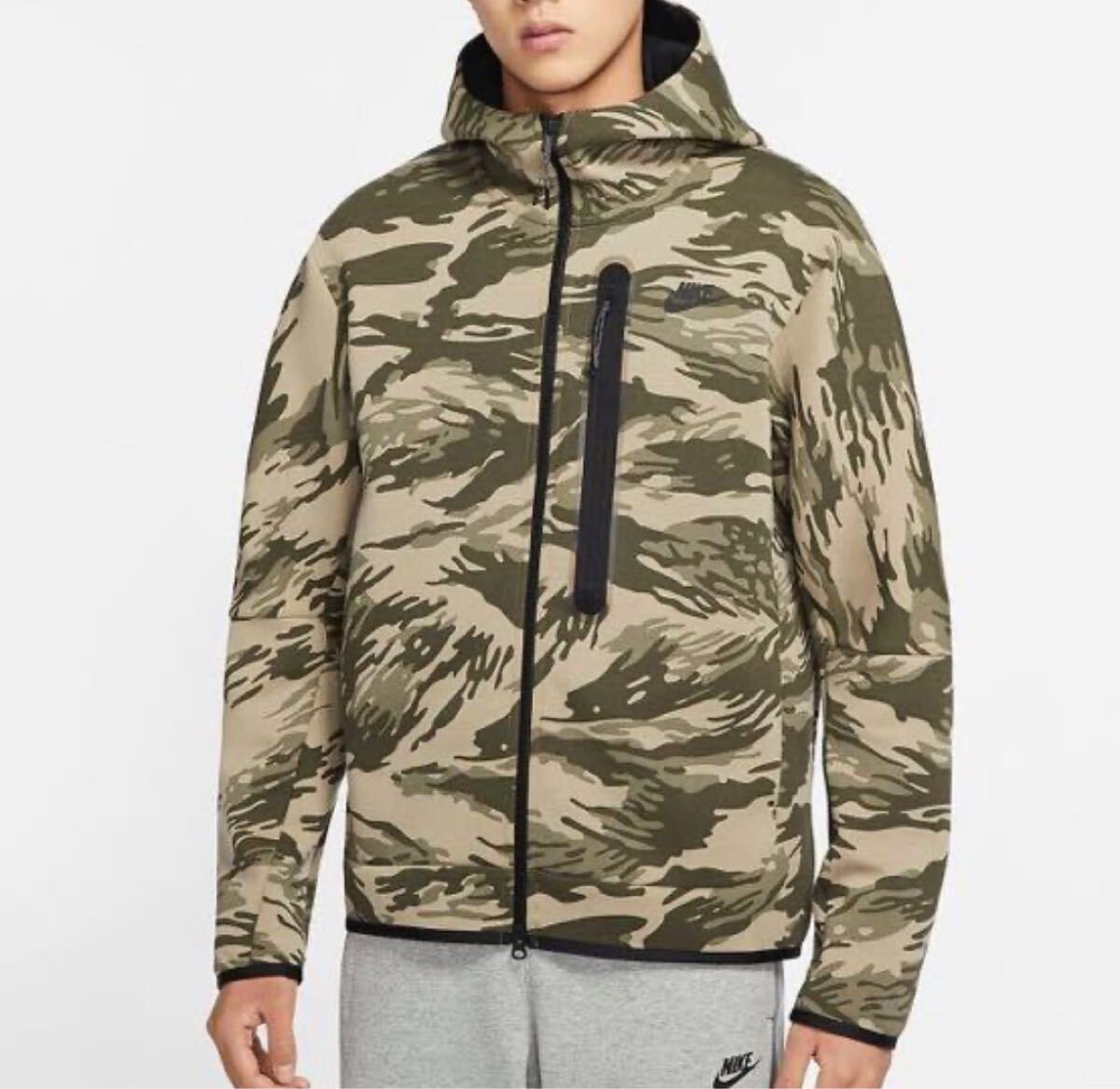 中古 NIKE TECH FLEECE FOODIE CJ5976-222 Mサイズ カモフラ