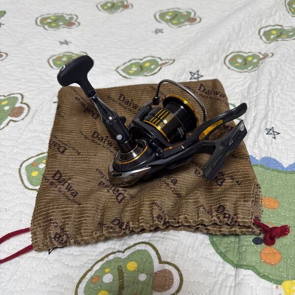 新品未使用 LAXUS 25000XH-LBD スピニングリール ダイワ リール DAIWA