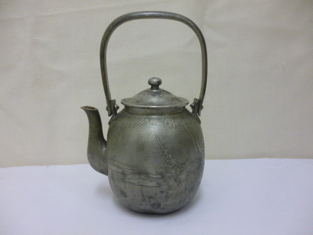古錫 香港製 漢詩草花彫 水注 茶器 獅子摘六角錫水注