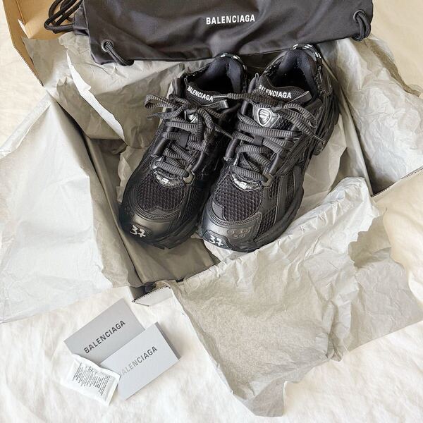 BALENCIAGA バレンシアガ Runner スニーカーブラックランナー 黒 37 イタリア製 希少