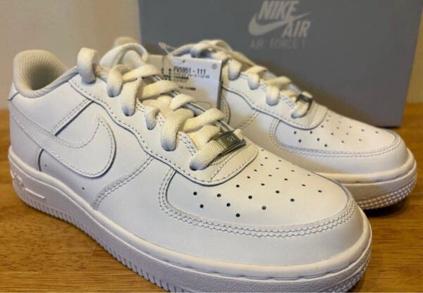 即決24cm NIKE AIR FORCE1 LE ナイキ エア フォース 1 FV5951-111 White 新品正規 白
