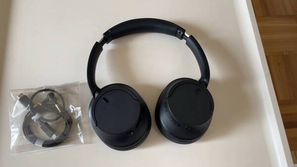 中古 SONY ワイヤレスヘッドホン WH-CH720N