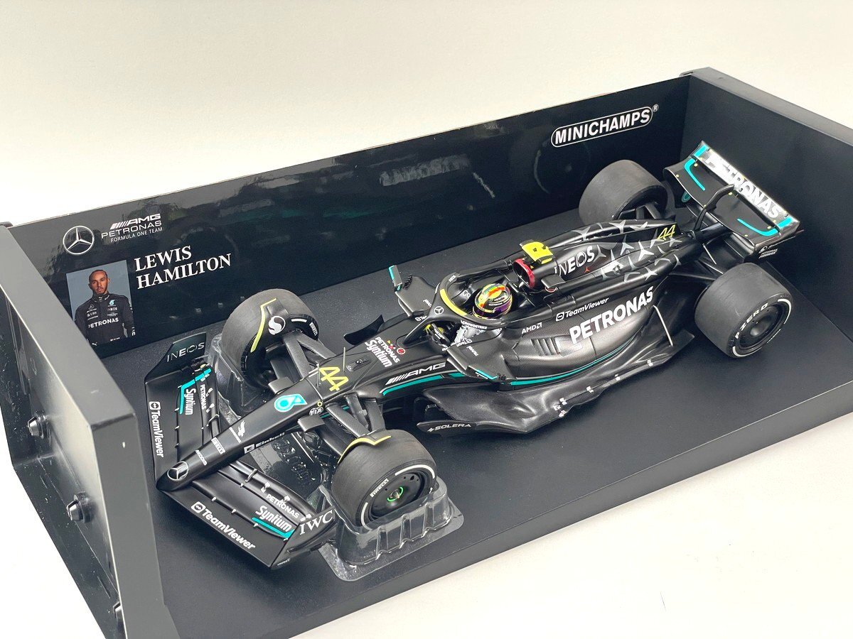 希少 1/18 マクラーレン Mclaren MP4-22 ルイス ハミルトン初