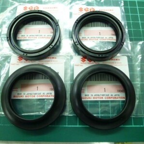 GSX-R1100 油冷 初期 '86-88(G,H,J) GU74A 41Φ 正立 純正 フロントフォーク ダストシール+オイルシール各2個 オーバーホールGU74BGU74C