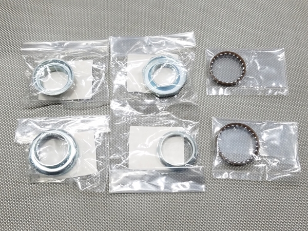 ●送料無料●新品 アドレスV100 CE11A / CE13A ステム ベアリング セット > スズキ 純正 ステアリング ステム レース フォーク アッパー