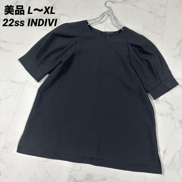 【美品】22ssモデル INDIVI インディヴィ バックファスナーブラウス 黒 ラグラン袖 サイズ12 大きいサイズ L〜XL相当 パフスリーブ