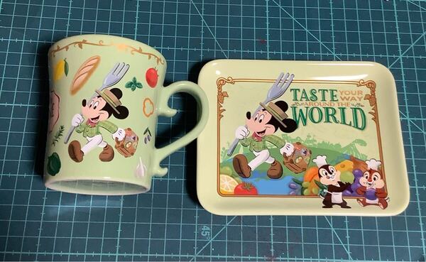 東京ディズニーシー フード&ワインフェスティバル スーベニア プレート&カップ