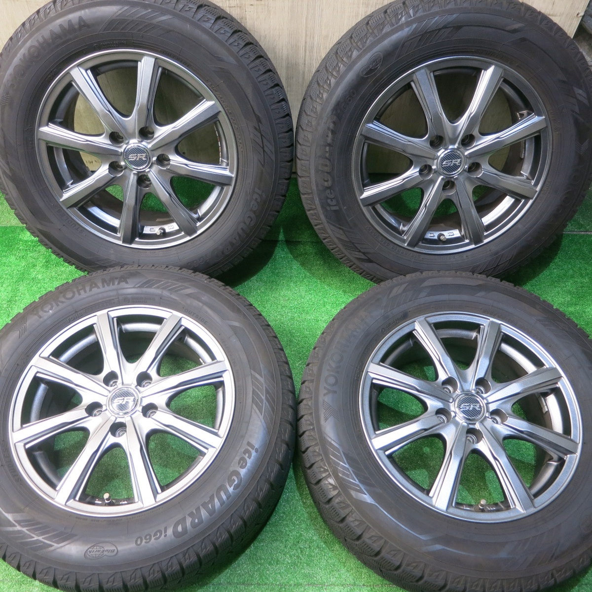 ☆Y6276　【溝有り・スタッドレスタイヤ】STRANGER 社外アルミ 14×5.5J PCD:100 4H +38 ハブ径67mm BRIDGESTONE BLIZZAK VRX2 185/70R14 2025年最新Yahoo!オークション -stranger ホイール(スタッドレス