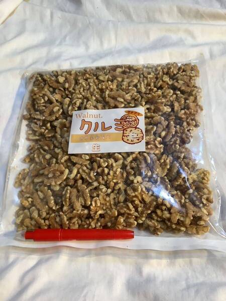 訳ありクルミ 割れ含割安 (2/2) クルミ 胡桃 生くるみ 1kg 1袋 仕入除500円超10%オマケ 私の食べ方説明欄 賞味2026/05 在庫4