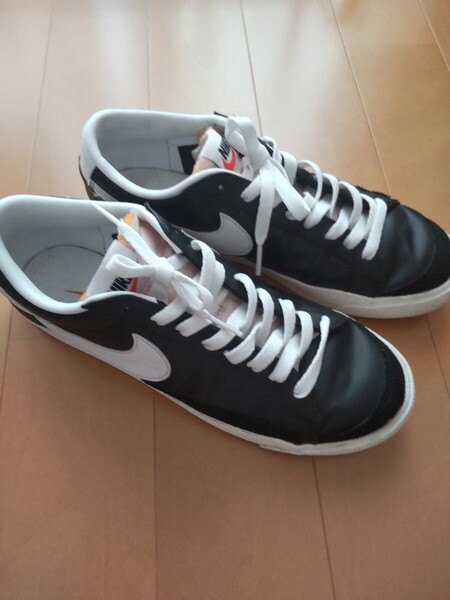 良品!26cm ナイキ ブレーザーLOW 77 ビンテージ 黒 NIKE