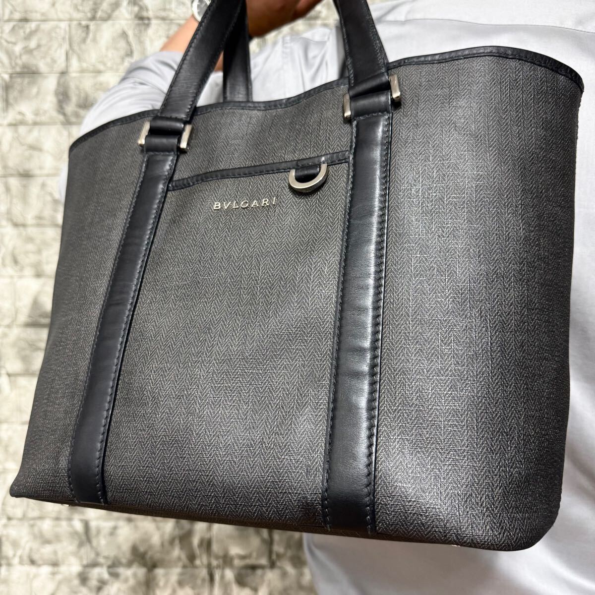 BVLGARI(ブルガリ) ウィークエンドトートバッグ EK・F15・32411
