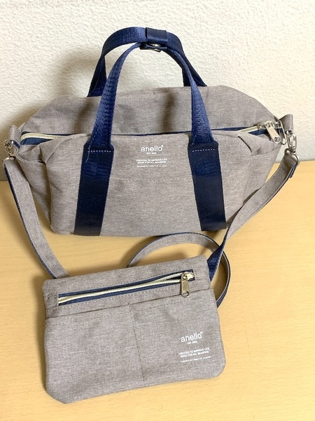 anello ミニショルダーバッグ 2WAY 高さ20cm x 幅27cm x マチ11cm ベージュxネイビー ミニポーチつき