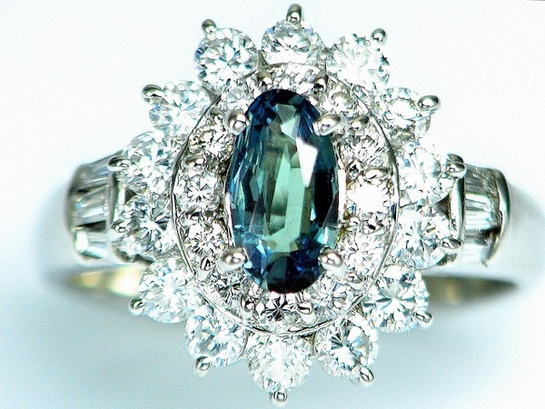 【宝石屋本舗】高品質0.584ct天然アレキサンドライト ダイヤモンド計1.10ct PT900リング(宝石鑑別書付)