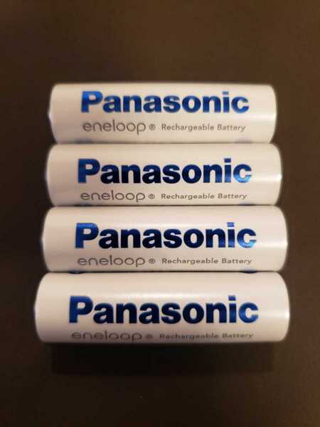 ★単3形 4個 新品未使用品 Panasonic eneloop 充電池 エネループ 1個★