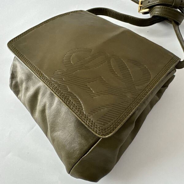 743 ロエベ LOEWE ショルダーバッグ ハンドバッグ フラップ付 バック BAG 2way アナグラム 緑系