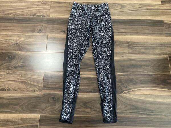 ルルレモン Lululemon Deep Breath Tight サイズ4 難あり・説明ご参照 レギンス パンツ タイツ