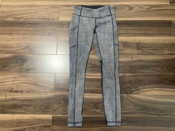 ルルレモン Lululemon Speed Tight V サイズ4 美品 ※説明参照 レギンス パンツ タイツ