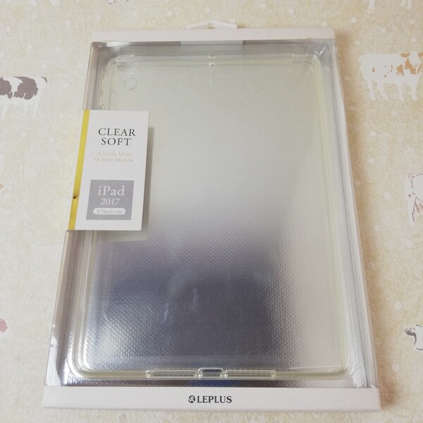 B級品 iPad 9.7inch 第5世代 第6世代 ソフトケース クリア ドット加工 36550926