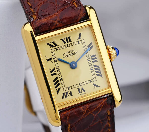 美品 カルティエ マスト タンク アイボリー ローマン SM Cartier