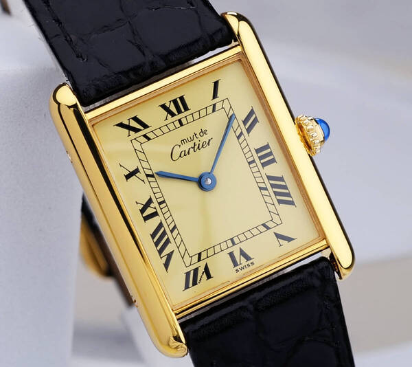 美品 カルティエ マスト タンク アイボリー ローマン LM Cartier
