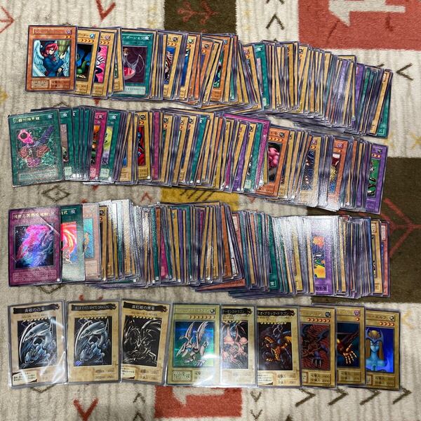 遊戯王カード まとめ売り 大量 セット 初期 バンダイ 2期 多め 古いものが多いです トレカ 遊戯王カード