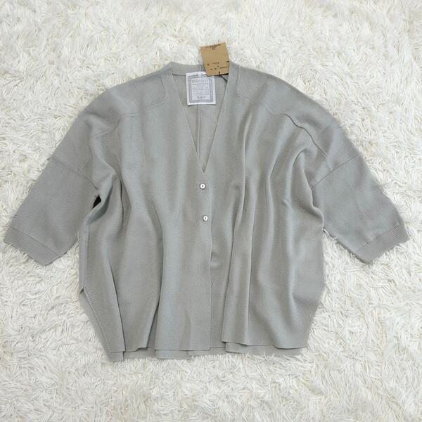 新品タグ付 24SS BEARDSLEY ビアズリー サラッとカーディガン ライトグレー フリーサイズ