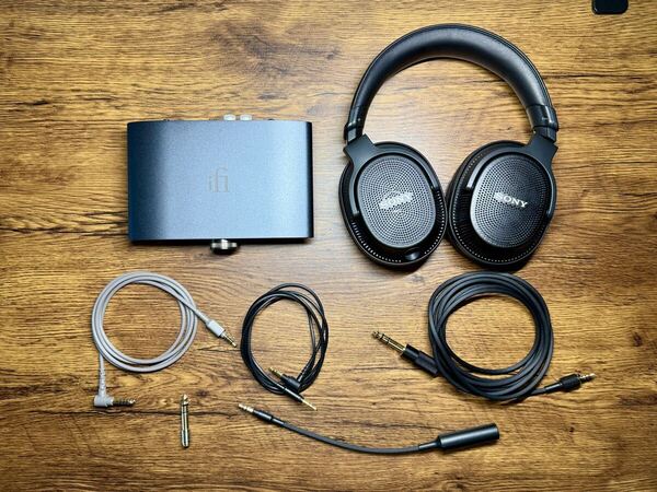 ★美品【自宅音楽鑑賞セット】SONY MDR-MV1ヘッドホン・iFi audio ZEN DAC3ヘッドホンアンプ・MDR-1AM2付属バランス接続ケーブル・他