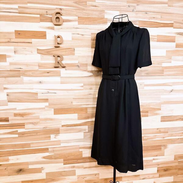 【東京ソワール】シアー タイ付き ストライプ 半袖 ロング ワンピース L相当黒【HFby6PR】レディース・洋服・春夏【694W】