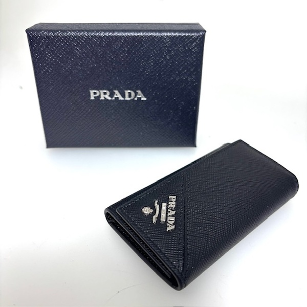 ☆未使用品☆【PRADA】プラダ サフィアーノ レザー キーケース ブラック