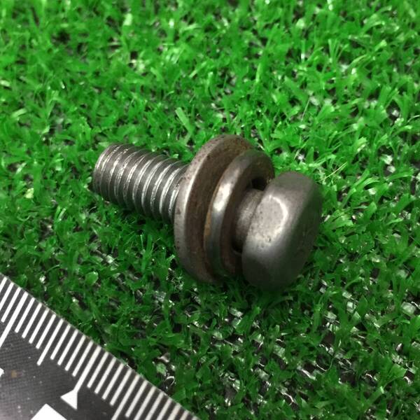ビーバー M8x22mm P1.25mm 左 六角ボルト K3 F267M CS27M ベアリングケース 背負式刈払機 山田機械工業