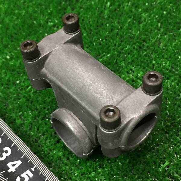 共立 Φ19/25mm ハンドルブラケット SRE26G パイプクランプ SRE260 刈払機 KIORITZ