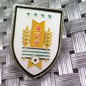 《UR白》■新品 ◇サッカー ウルグアイ代表 Uruguay チーム フットボール■pin■金属ピンバッジ バッチ■ロックバンド.Music 音楽