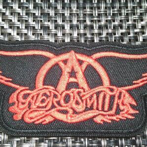 《黒赤A翼》音魂■新品『AEROSMITH / エアロスミス』アメリカ ロックバンド 刺繍ワッペン(パッチ) ■ミュージック 音楽 楽器 仲間