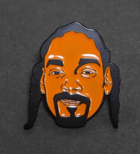 《US顔FS1主題歌》音魂/激渋『Snoop Dogg スヌープ・ドッグ』 ■ミュージック 音楽 ■アメリカ ヒップホップMC ヒップホップ■ ピンバッジ