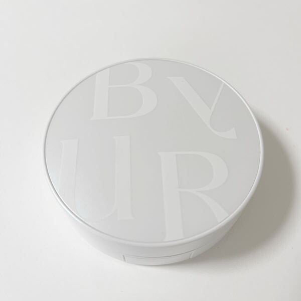 BYUR セラムフィット フルカバー グロークッション #17フェア:明るめの肌のためのピュアな色味のアイボリー 明るめのカラー 定価3960円