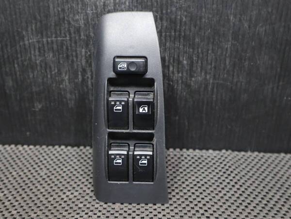 迅速発送 管理C69 タント カスタム L350S L360S ウインドウスイッチ ウィンドスイッチ 右 運転席